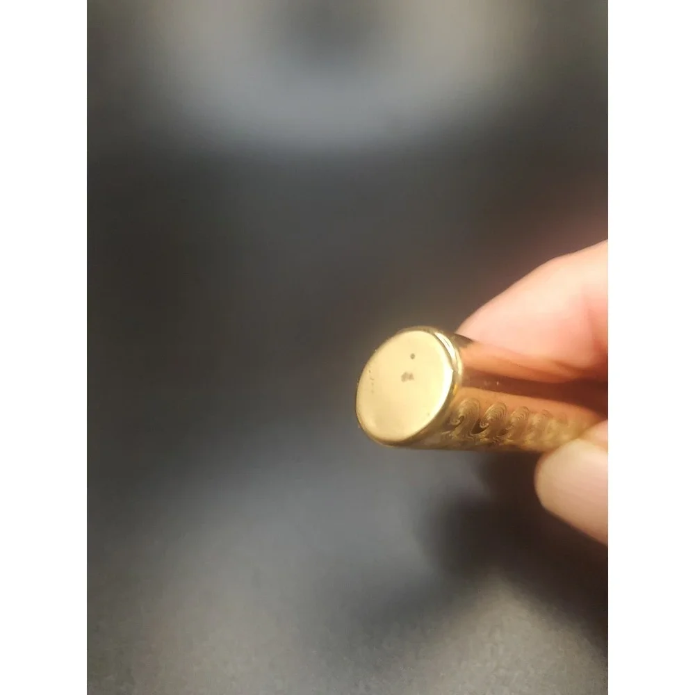 Vintage Collectable Dorothy Gray Etched Oval Lipstick Tube Gold Tone Retractable